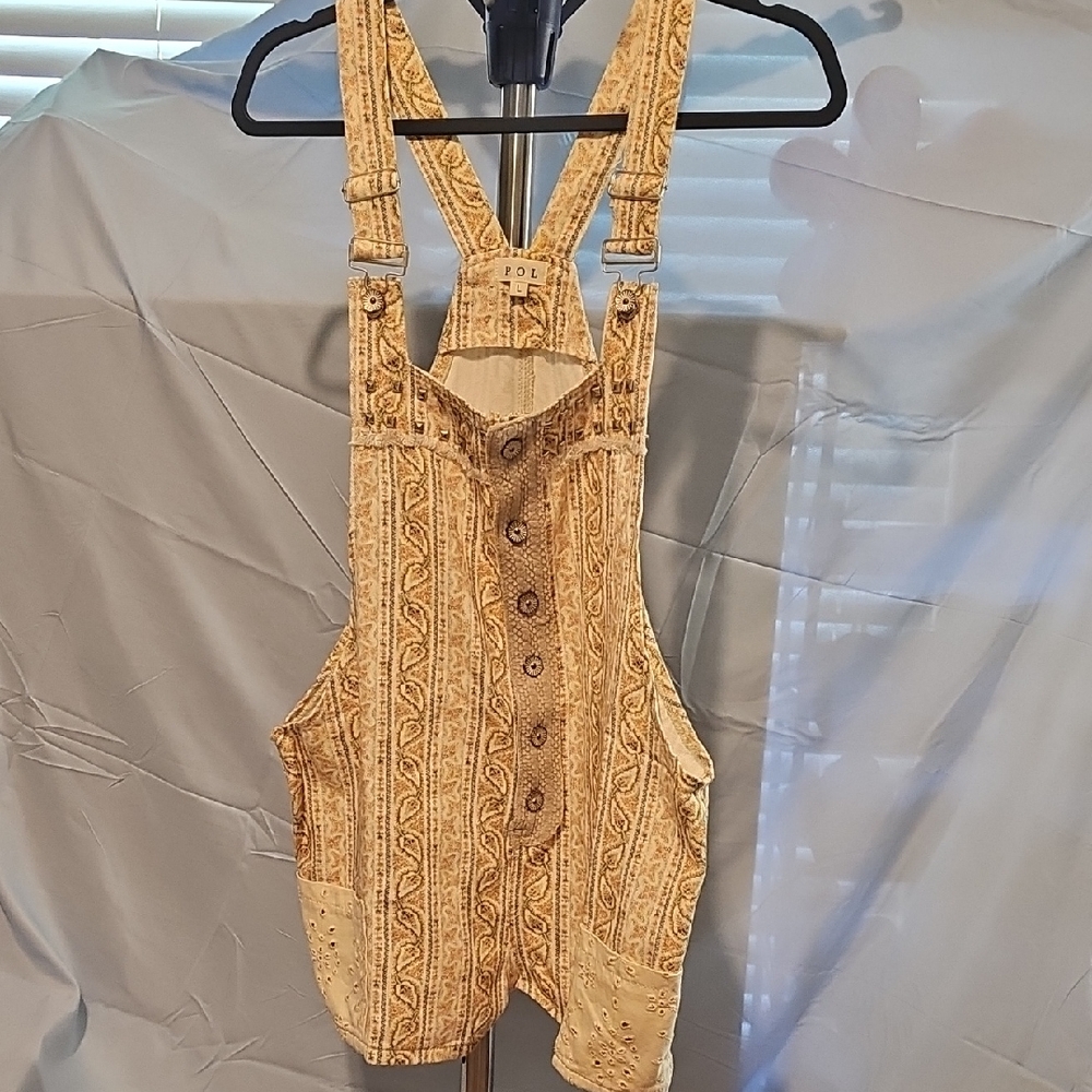 POL Beige Patterned Short Overalls Romper